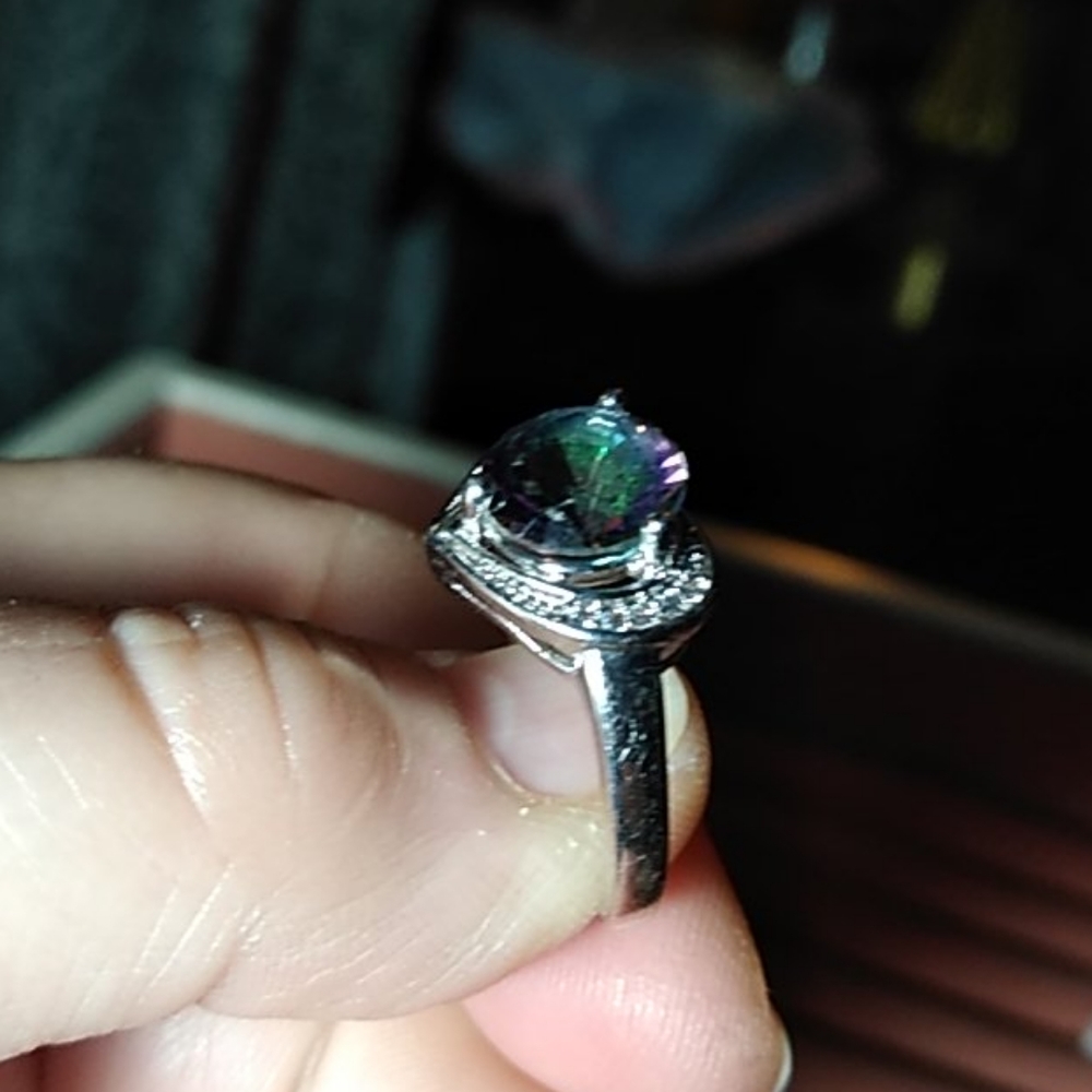 Ring - Picture 3 of 4